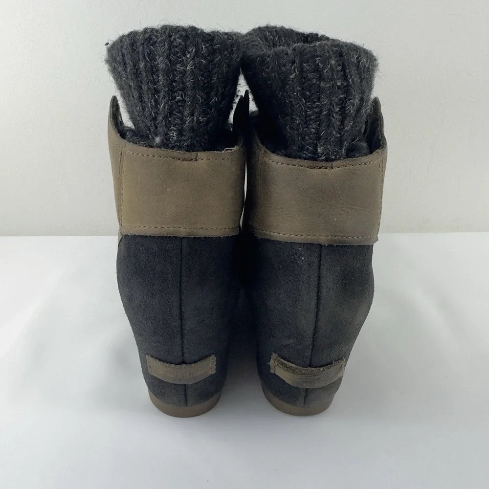 Sorel Joan of Arctic‎ Wedge II Booties Women's Size 9.5 Brown Leather Suede